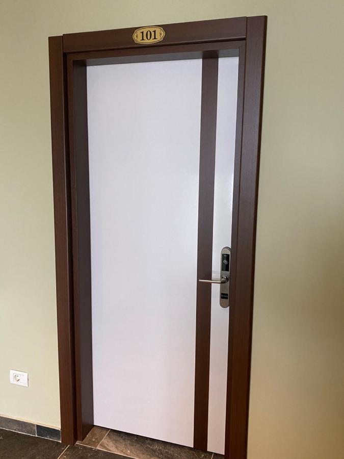 Hotel Kolonja'S Debar Bagian luar foto